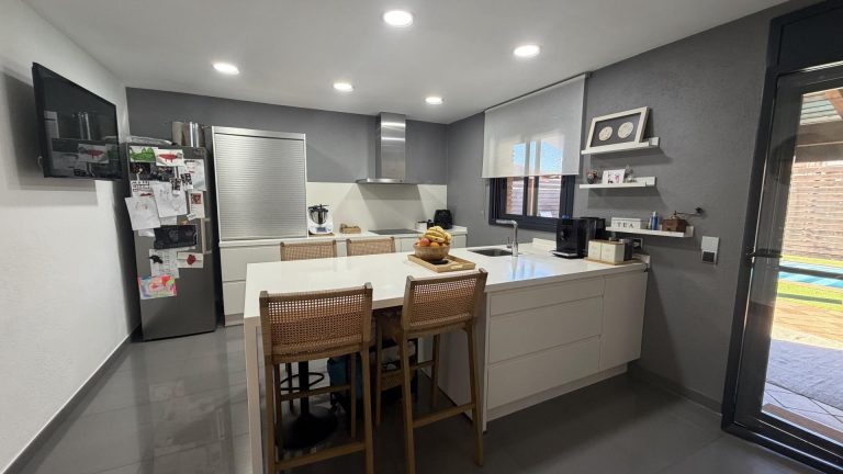 Unifamiliar aïllada a Santa Maria de Palautordera 370.00 m2