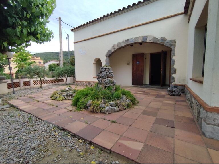 Unifamiliar adossada a Campins 305.00 m2